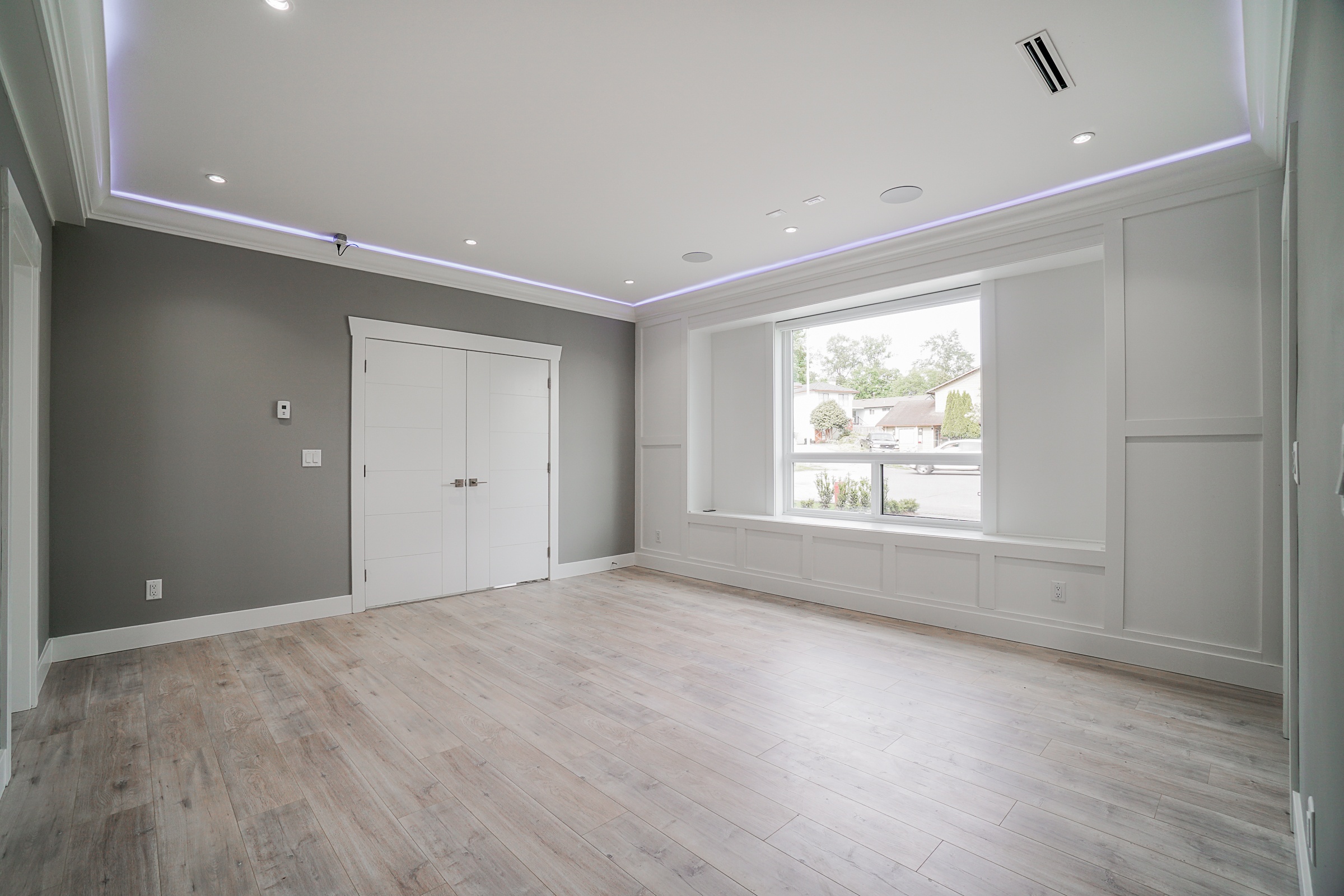 14842 88A Avenue Surrey-11
