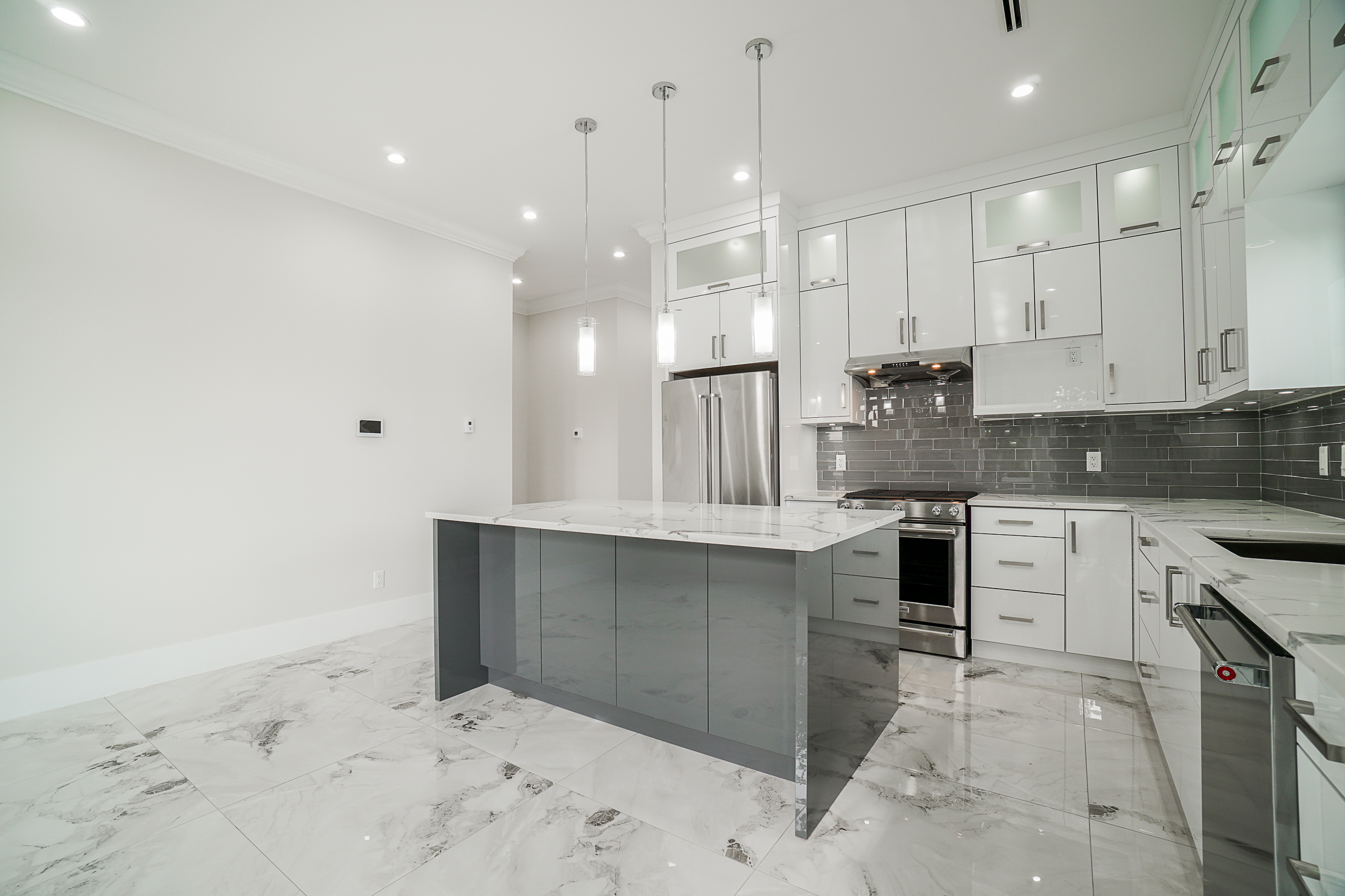 14842 88A Avenue Surrey-21