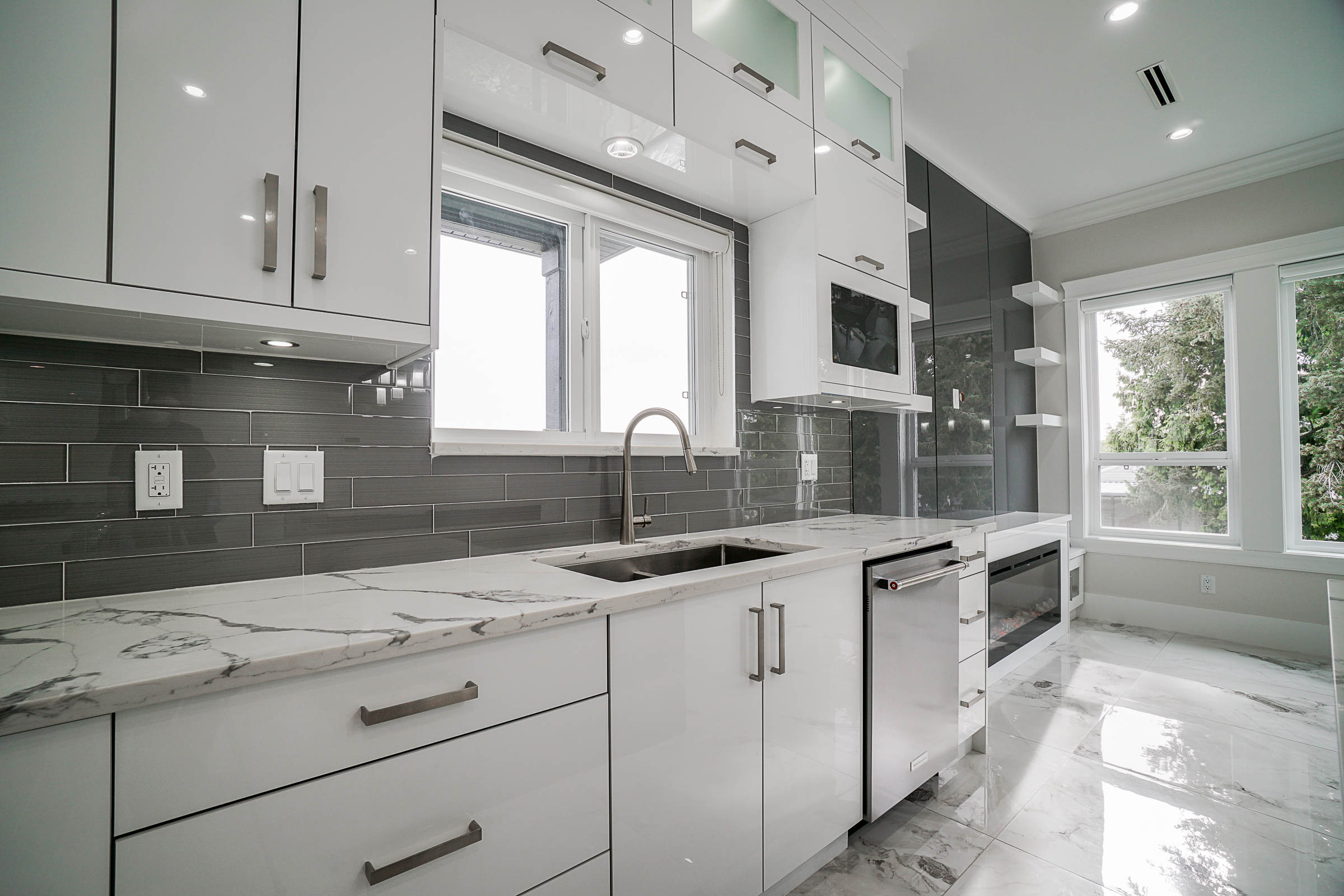 14842 88A Avenue Surrey-25