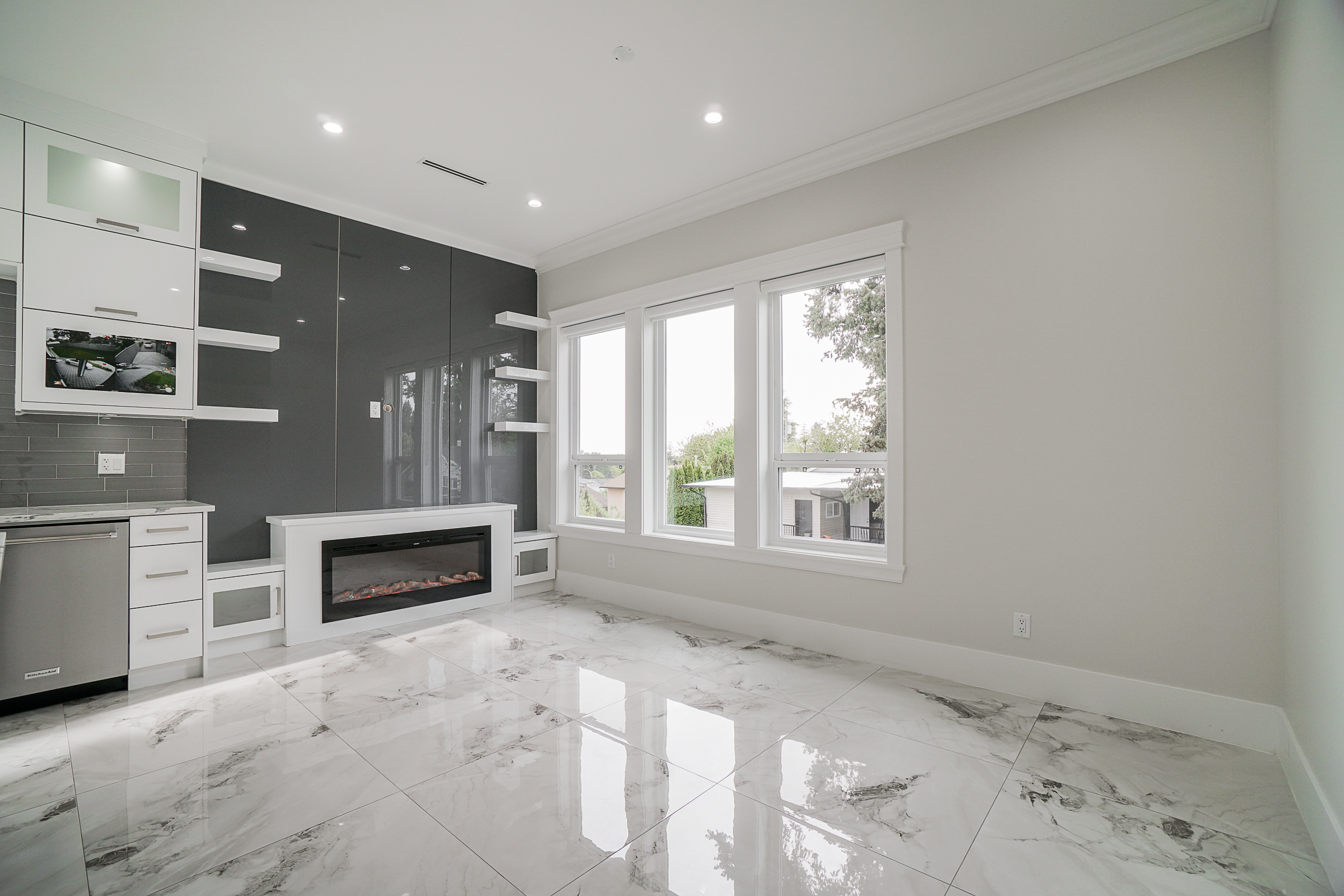14842 88A Avenue Surrey-27