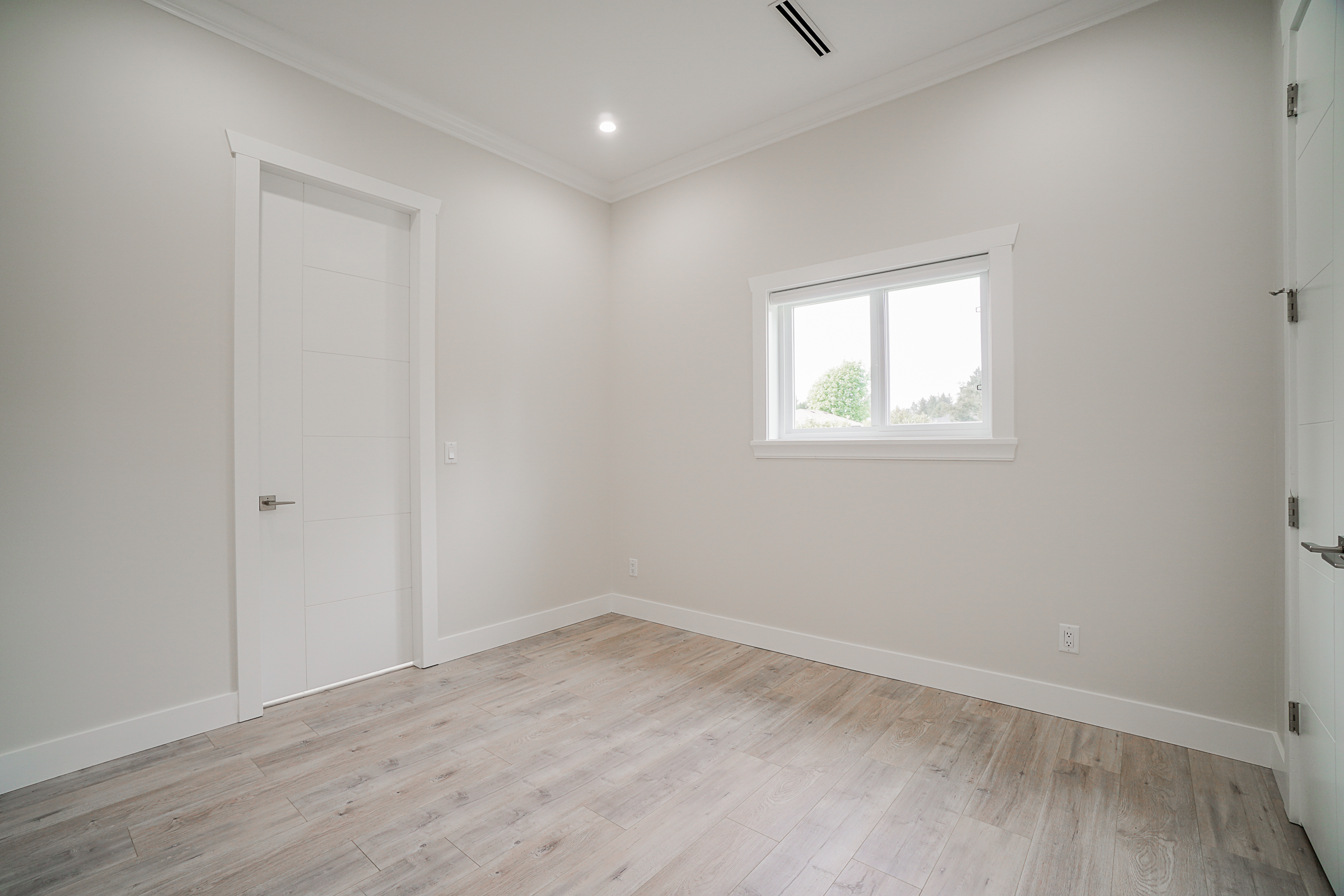 14842 88A Avenue Surrey-41