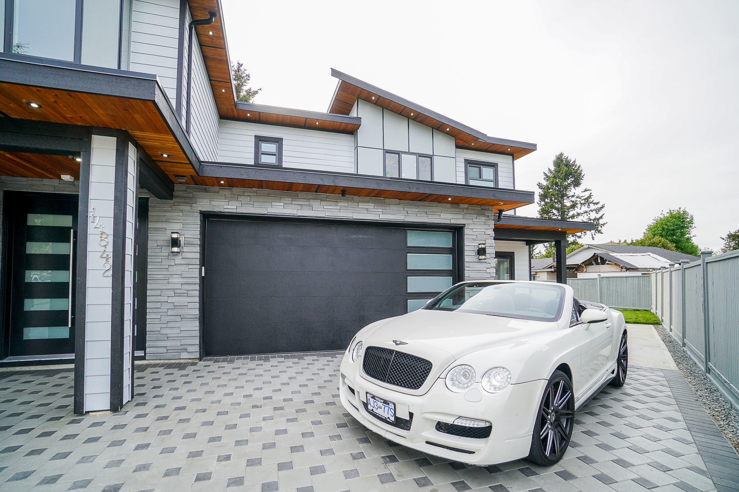 14842 88A Avenue Surrey-5